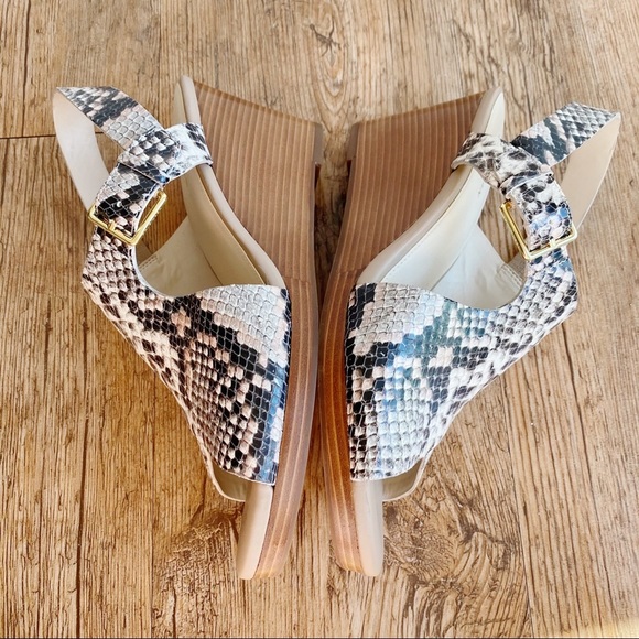 Cole Hann Philomina Python Snake Print Wedges 8.5 - Picture 6 of 7